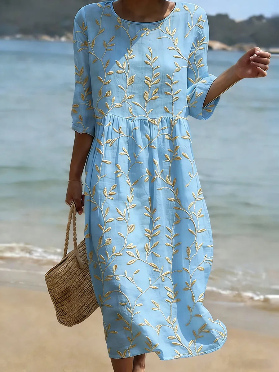 Vestito casual da donna con stampa floreale.