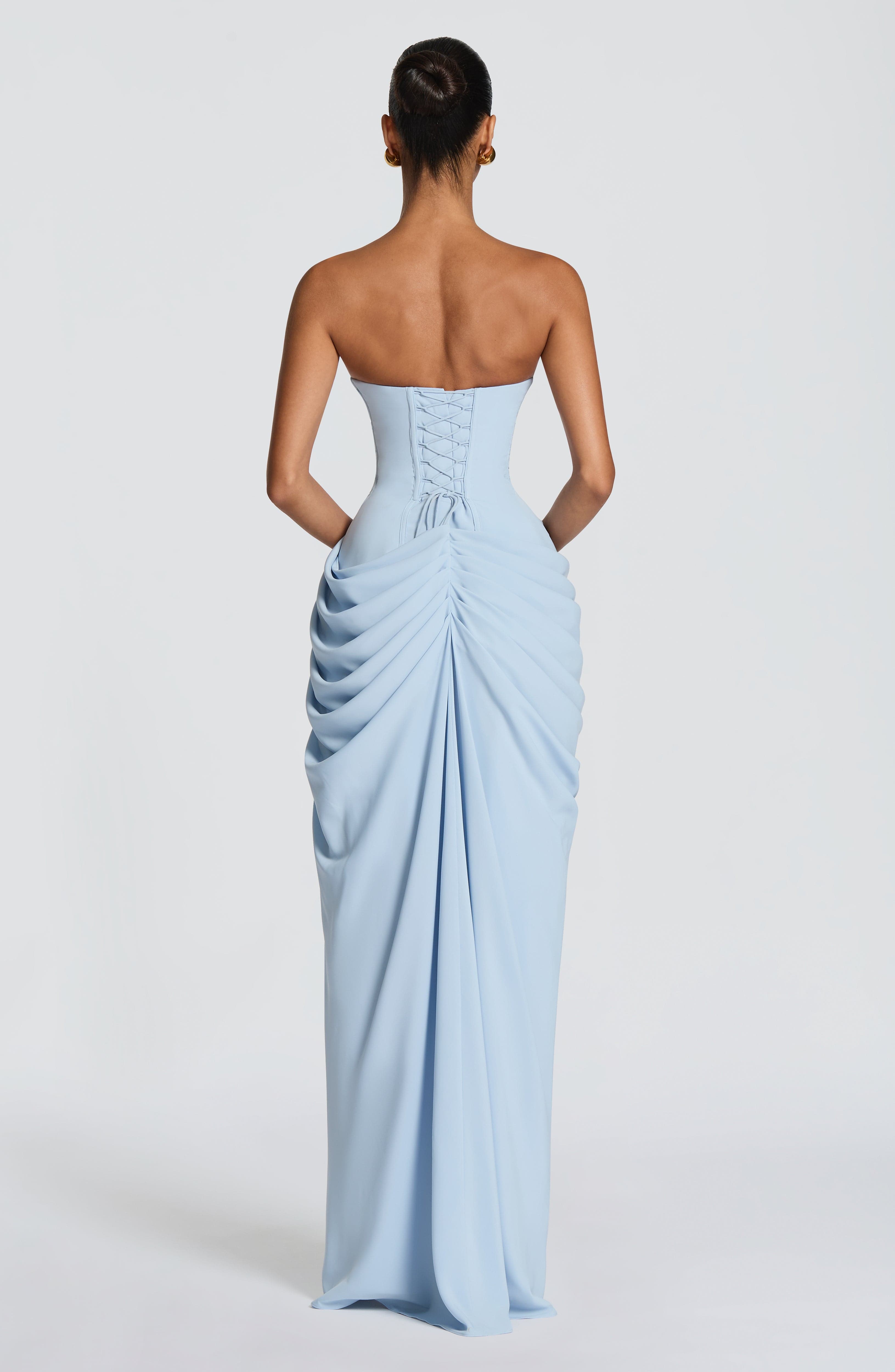 Vestito Lola™ | Eleganza scultorea che definisce la tua figura