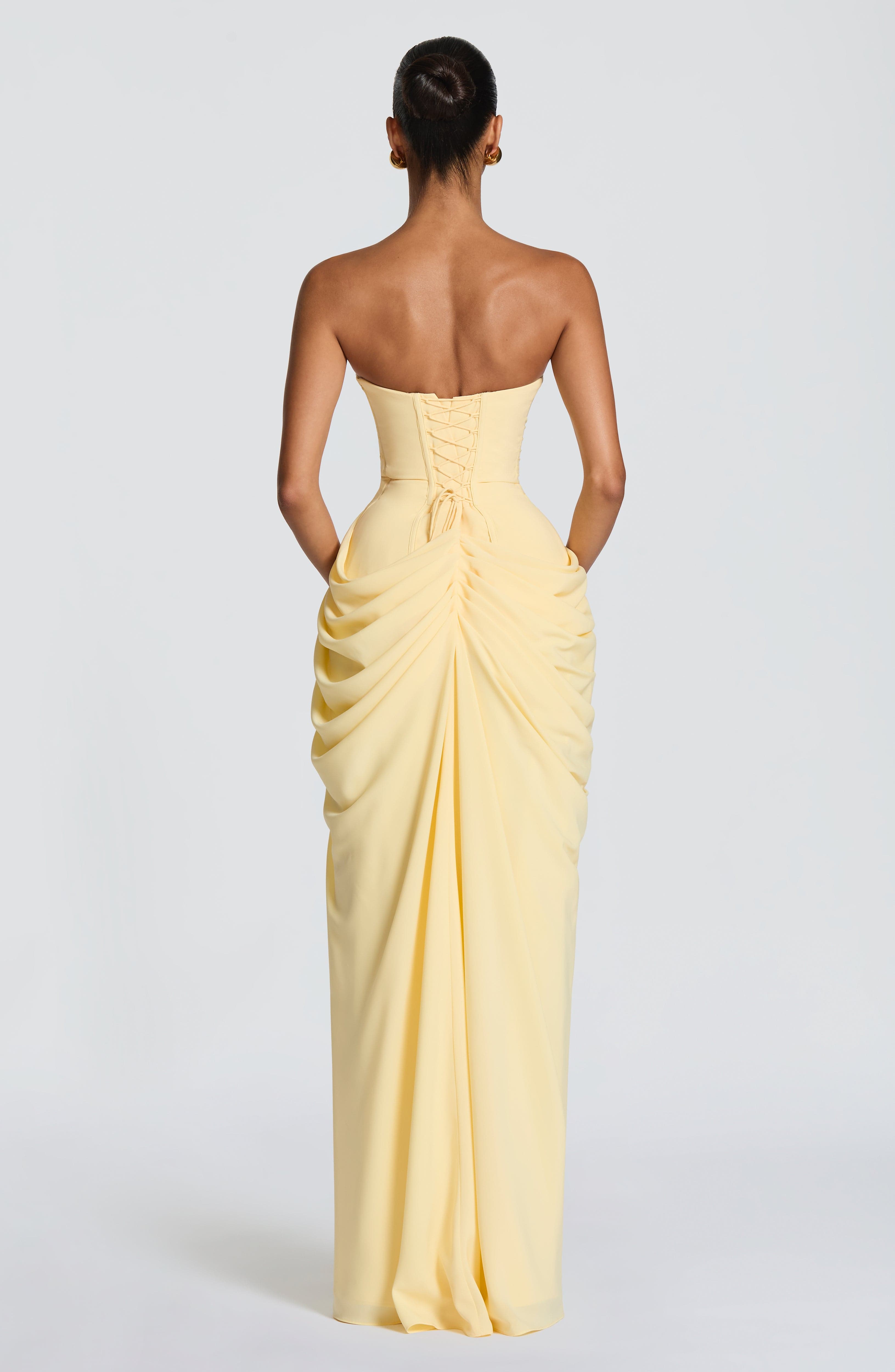 Vestito Lola™ | Eleganza scultorea che definisce la tua figura