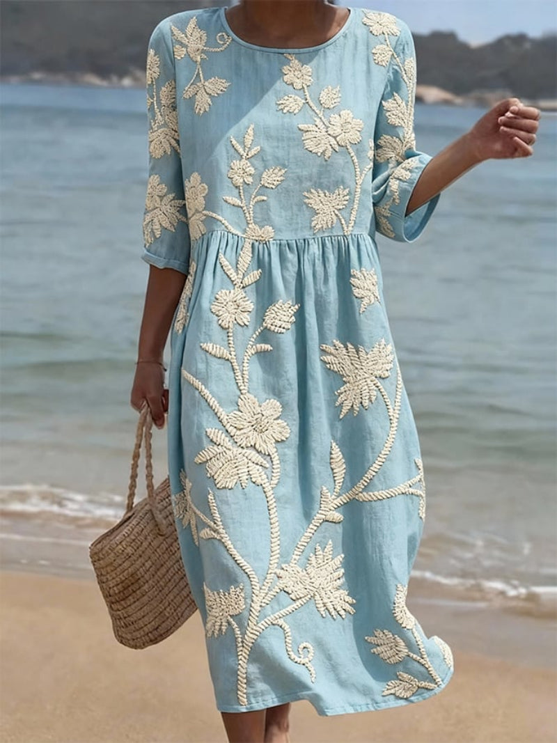 Vestito casual da donna con stampa floreale.