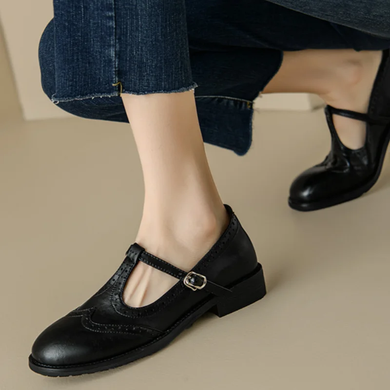 Julia | Scarpe ortopediche con cinturino a T