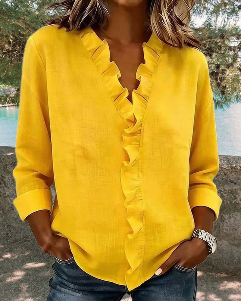 Chiara™ | Camicetta con scollo a V e delicate balze