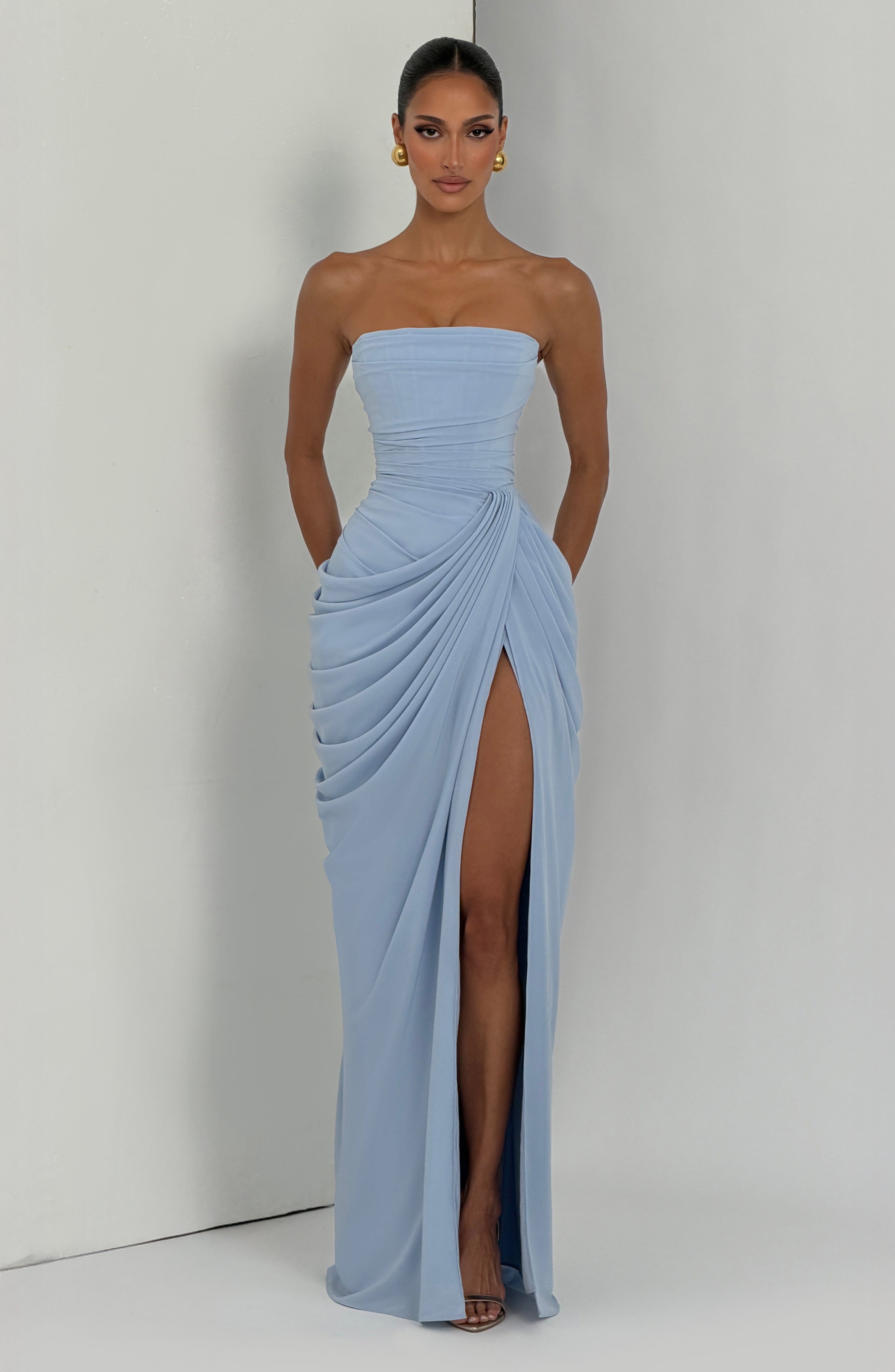 Vestito Lola™ | Eleganza scultorea che definisce la tua figura