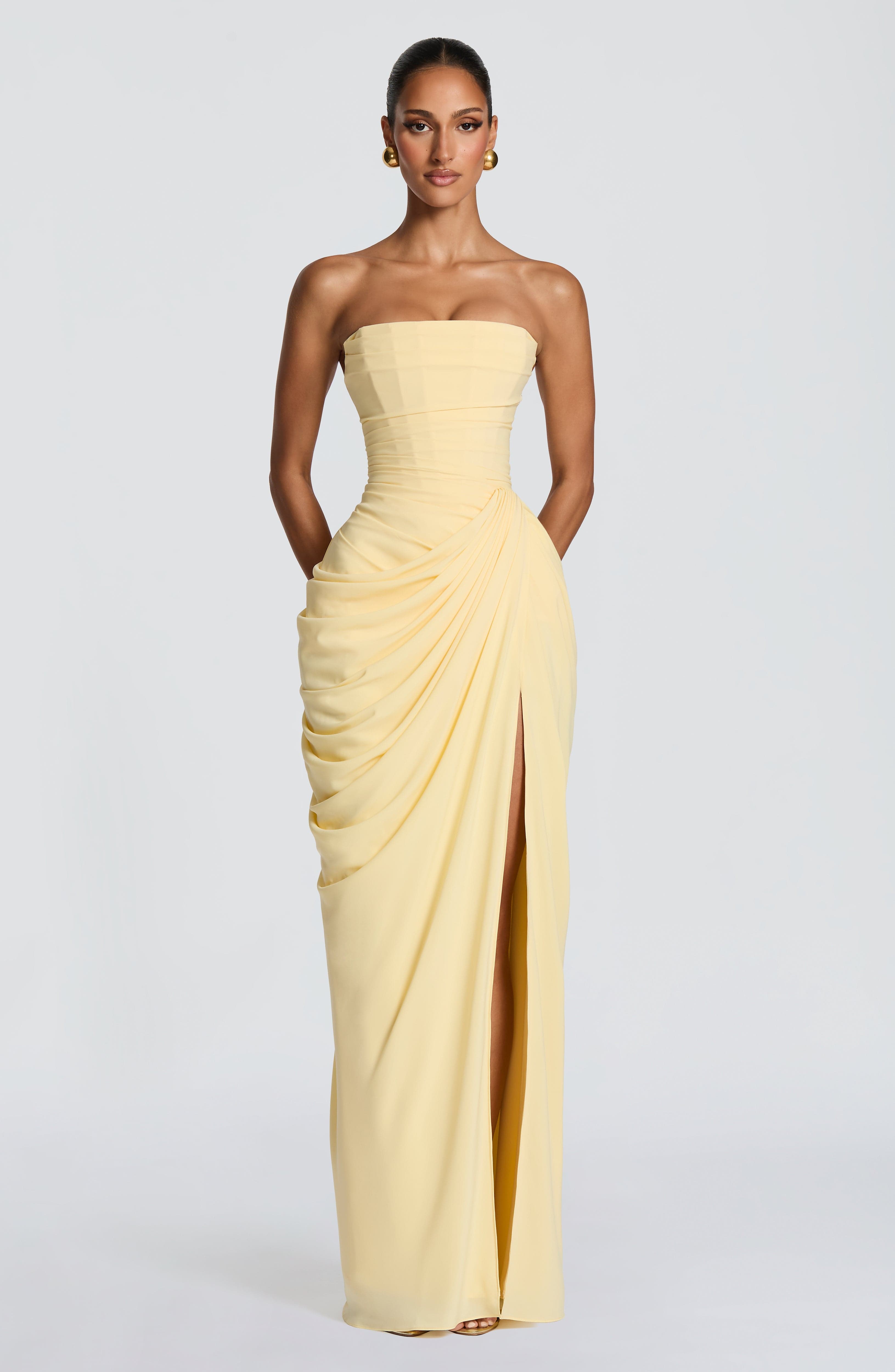 Vestito Lola™ | Eleganza scultorea che definisce la tua figura